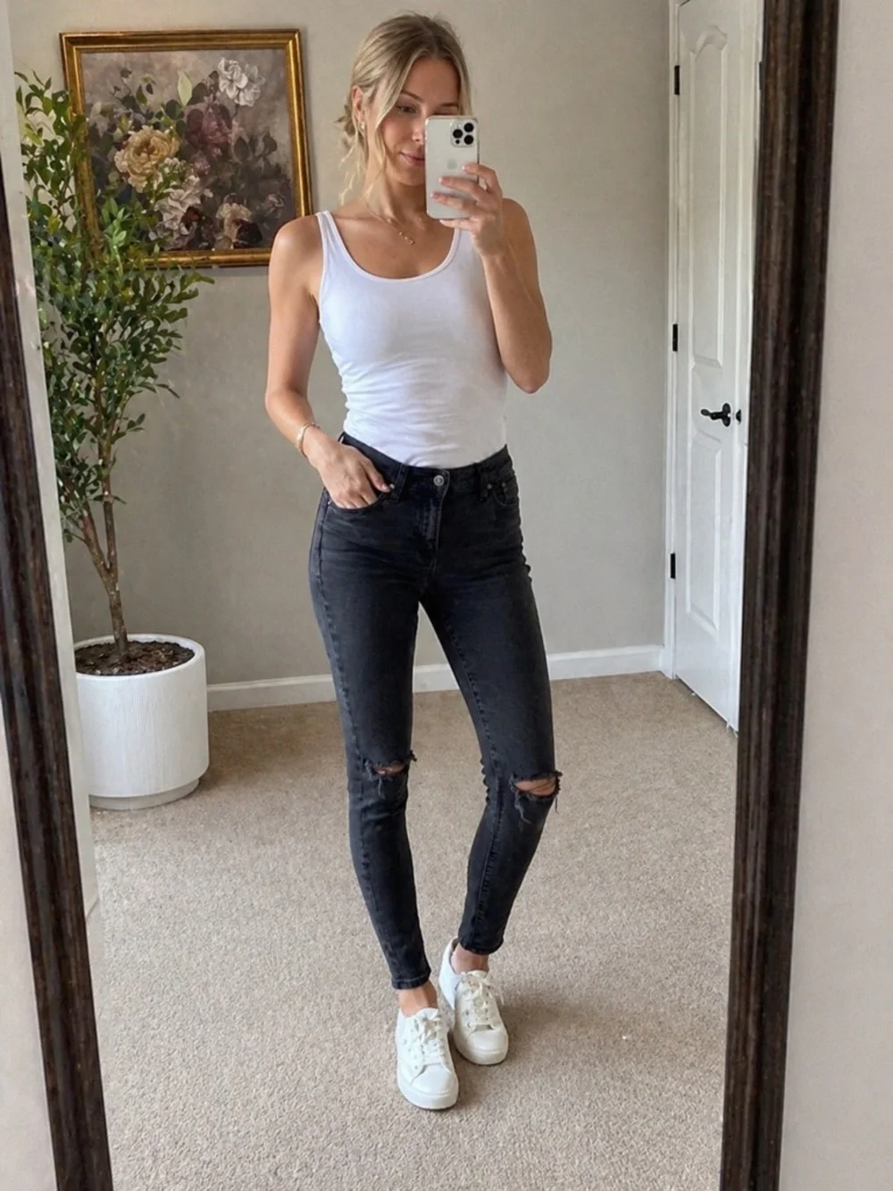 J.Crew Black Distressed Skinny Jeans Women’s 30 Stretch Ripped Knee Denim